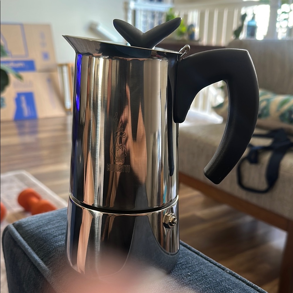 Stainless Steel Espresso Maker with Black Handle